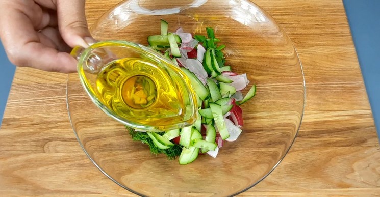 Смачна закуска з копченого оселедця. Показую як приготувати