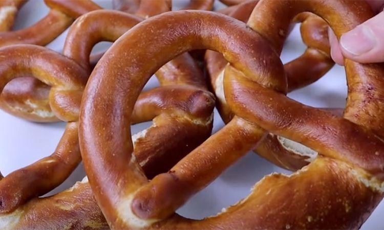 Ковбаса із хліба. Ви не повірите, немає м'яса і це так смачно