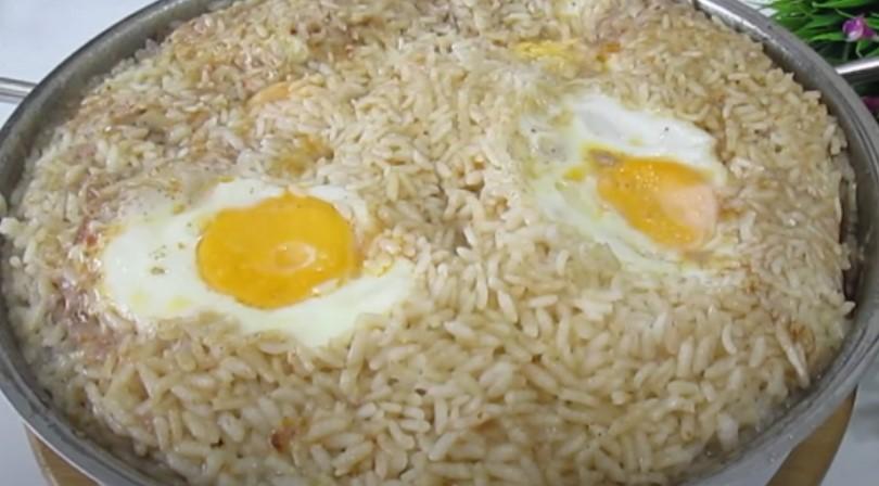 Плов із куркою та яйцями на плиті: незвичайний рецепт