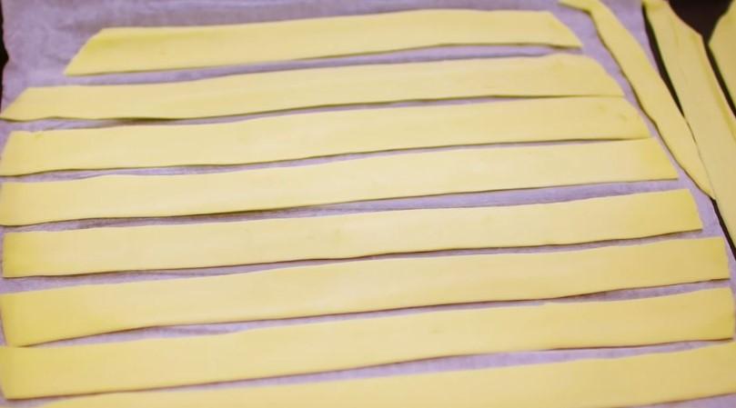 Торт «Поліно» з листкового тіста: найпростіший рецепт