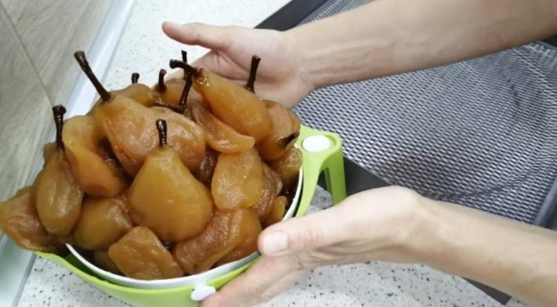 Як приготувати домашні цукати з груш: ділюсь рецептом