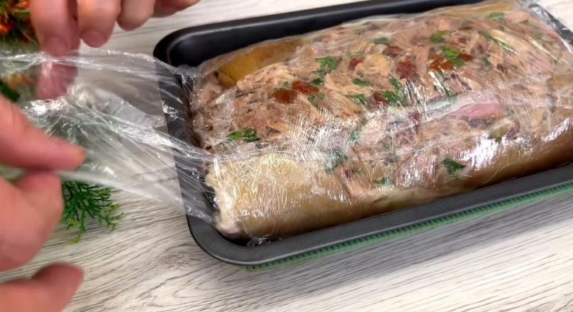 Беру свинячу рульку і готую делікатес за копійки. Підкорить будь-кого