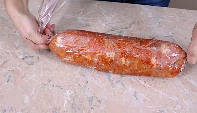 Домашня куряча салямі без хімії: рецепт ковбаси