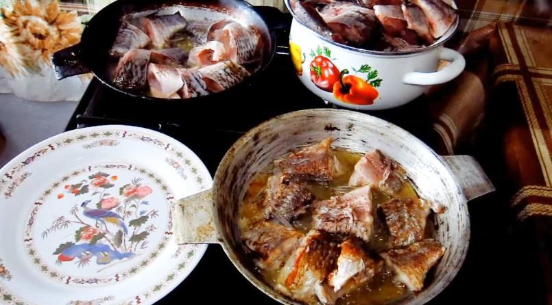 Рибна тушонка в домашніх умовах: рецепт заготівлі
