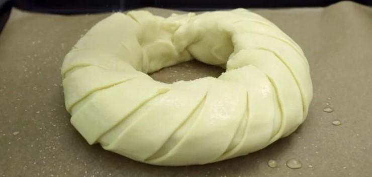 Листковий пиріг з грушами: бюджетний рецепт
