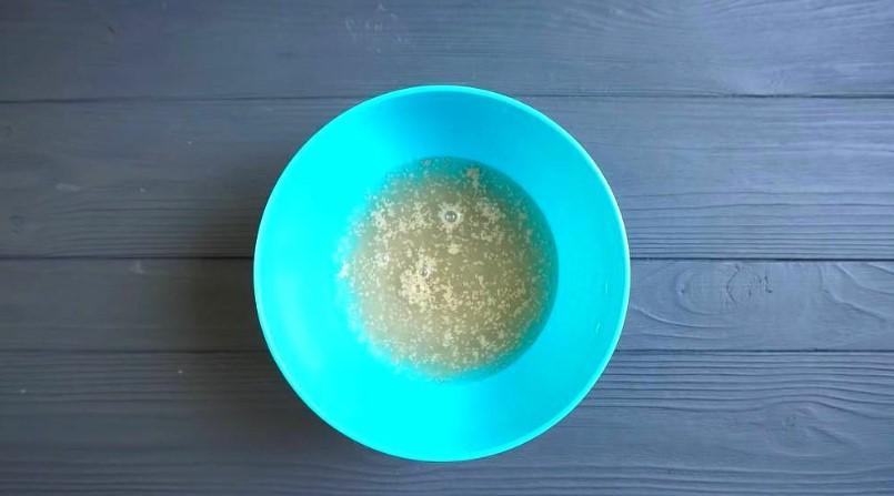 Класичні булочки сіннабон із корицею