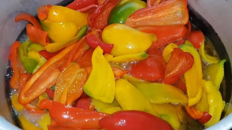 Болгарський перець в гірчичному маринаді: заготівля на зиму