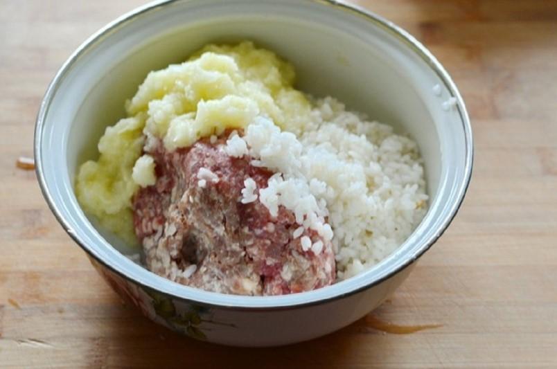 Фаршировані кабачки в молоці у духовці