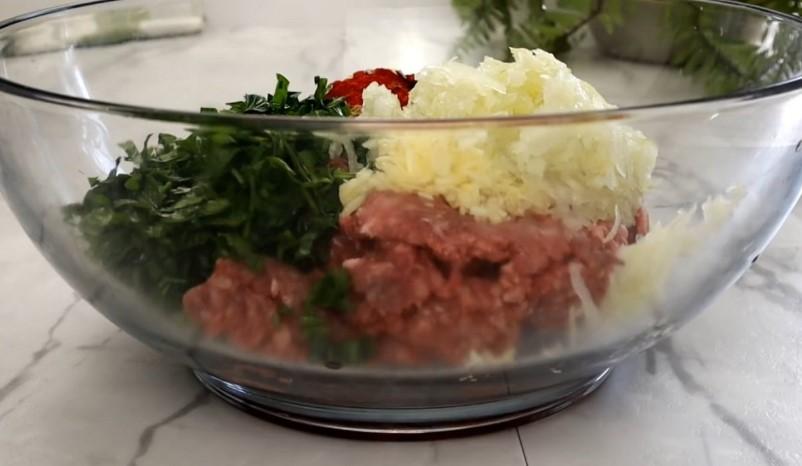 Кюфта-кебаб із баранини на сковороді