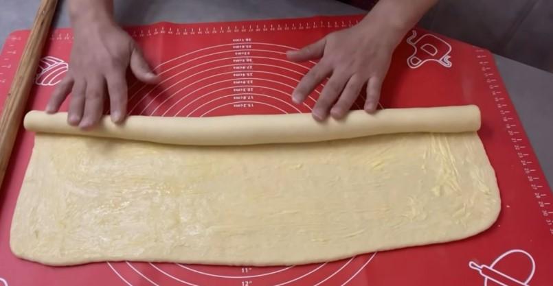Пишні булочки на кефірі на сковороді
