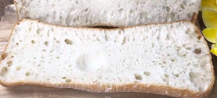Цей часниковий хліб просто чудовий: швидкий перекус із мінімуму продуктів
