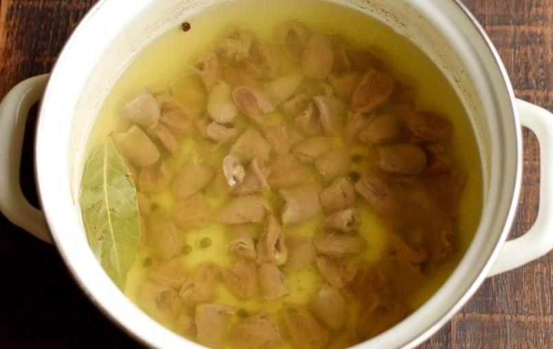 Пряна закуска з курячими серцями