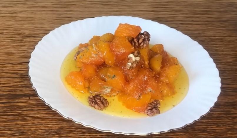 Мармеладний гарбуз з волоськими горіхами