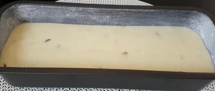 Ну до чого смачно - чоловік з'їдає все відразу: ніжний кекс до чаю