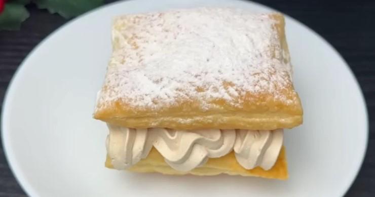 Не рецепт, а знахідка - всього з 4-х продуктів, але як смачно. Різдвяні тістечка до чаю