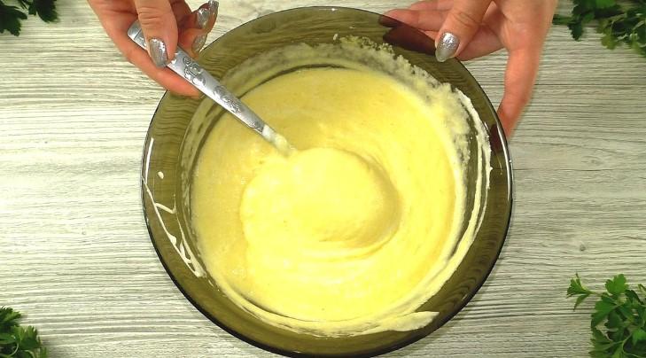 Випікання до чаю з доступних продуктів. Повітряні кекси: ніжні та прості