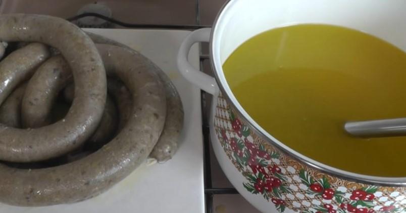 Ліверна ковбаса в домашніх умовах