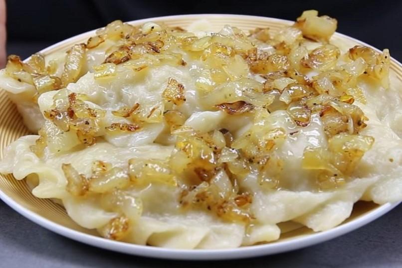 Пісні вареники з капустою своїми руками