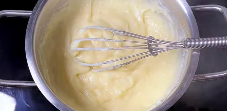 Навіть не думала, що з таких простих продуктів вийде розкішний торт