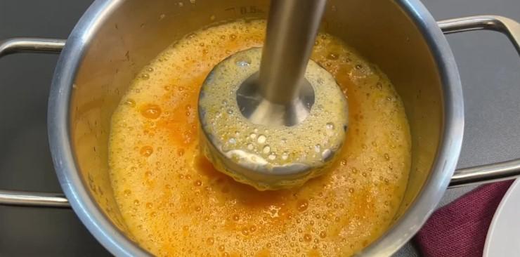 Зі сметани та мандаринів готую ароматний десерт