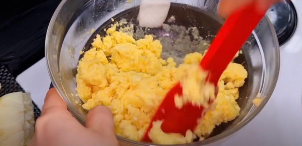 Дуже смачний вершковий сир: домашній рецепт