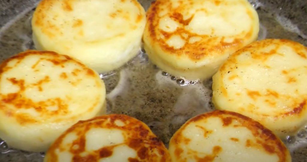 Дитсадівські сирники. Не розтікаються і тримають форму