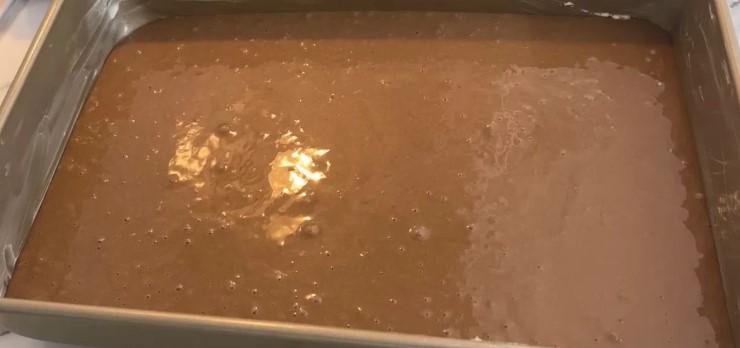 Ніжний шоколадний пиріг. Продукти недорогі, але дуже смачно