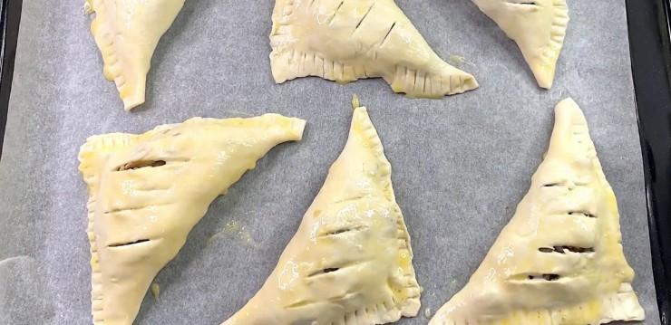 Пиріжки з грибами та куркою, без метушні з тістом