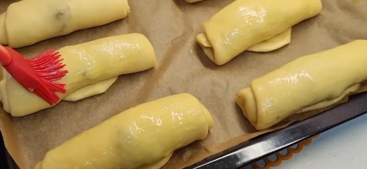 М'які булочки з шоколадною начинкою. Ну дуже смачні