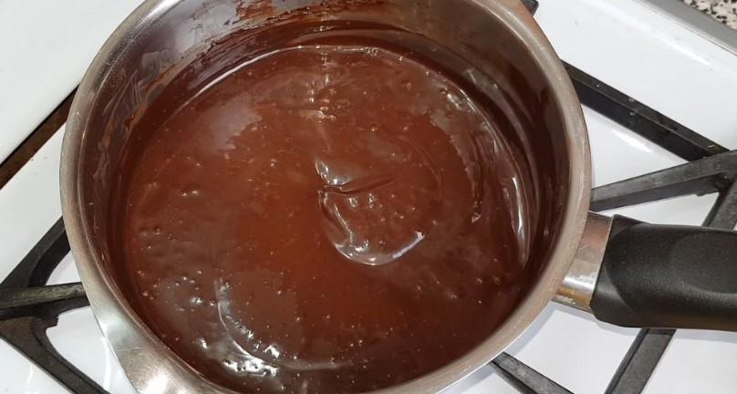 Простий шоколадний торт без випічки