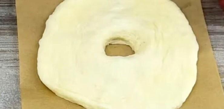Повітряні пончики без яєць із простих продуктів