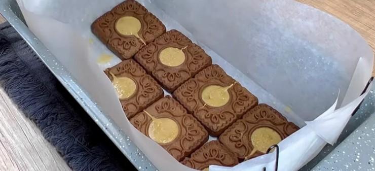 Чоловік був у захваті: розкішний торт без випічки з мінімальних продуктів