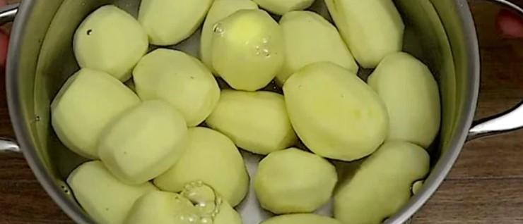 Настільки смачної картоплі я ще ніколи не пробувала