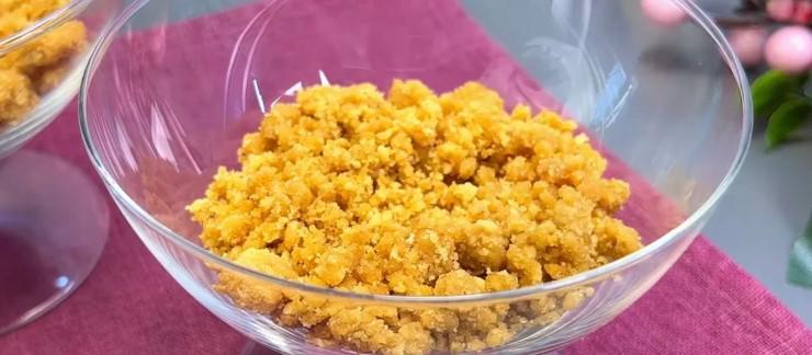 Язик може проковтнути: шоколадний десерт із простих продуктів