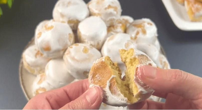 Є склянка кефіру? Приготуйте ароматні пряники в цукровій глазурі