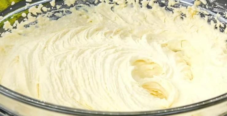 Шоколадний торт із звичайних продуктів. Рідні обожнюють його