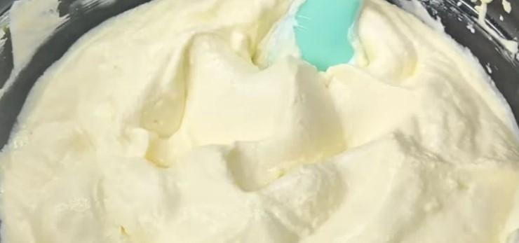 Шоколадний торт із звичайних продуктів. Рідні обожнюють його