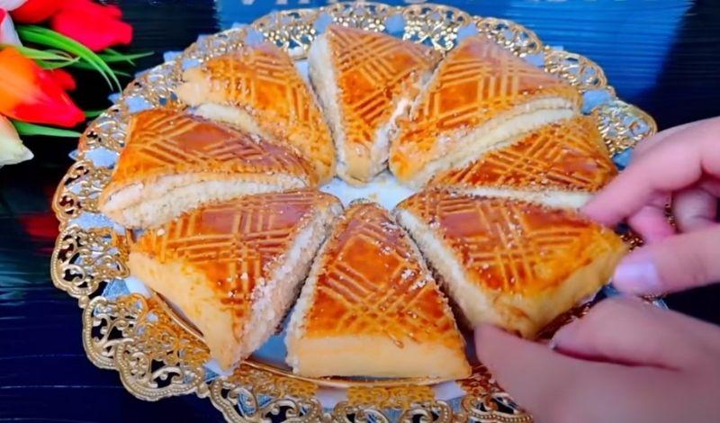 Випічка із найпростіших продуктів. Впорається навіть господиня-початківець
