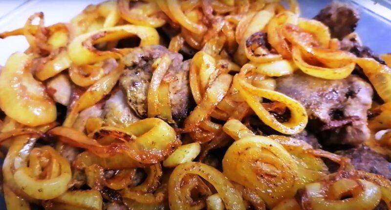 Куряча печінка з яблуками: мій улюблений рецепт