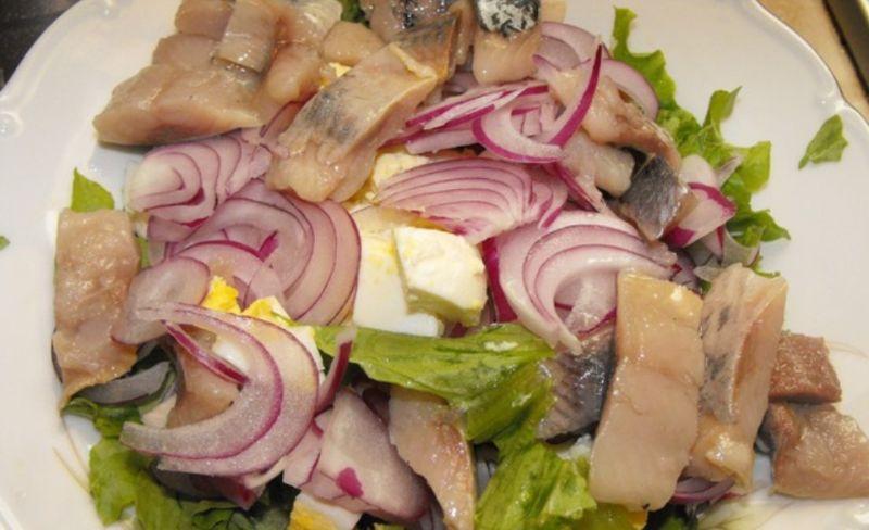 Смачний салат "Відпад" із простих продуктів