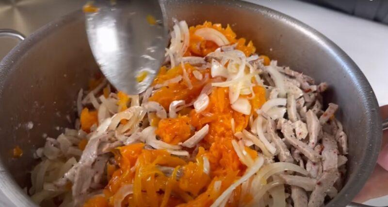Смачний салат-закуска, який на столі точно не залишиться