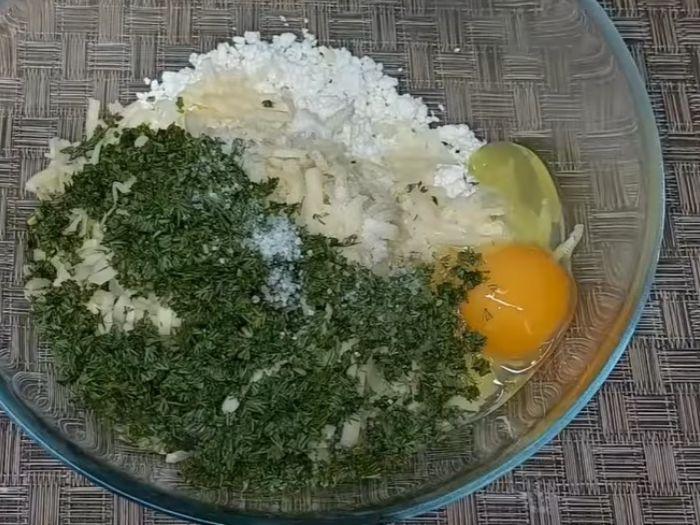 Простий і швидкий рецепт пиріжків. Чоловік з'їдає по 10 штук