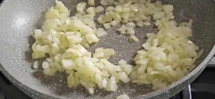 Настільки смачних кабачків я ще ніколи не пробувала: овочева запіканка на вечерю