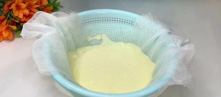 Сир у магазині більше не купую. Беру молоко та масло по акції, і готую вдома сама