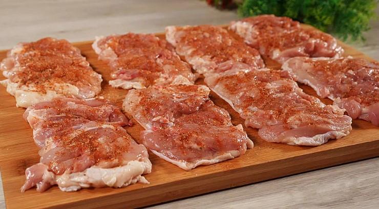 Не готуйте курячі стегна, доки не побачите цей рецепт! Просто та смачно