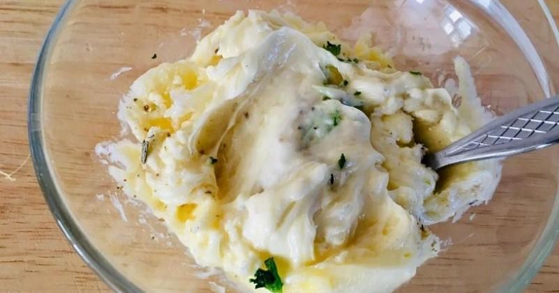 Незвичайний та пікантний рецепт запеченої кукурудзи у духовці