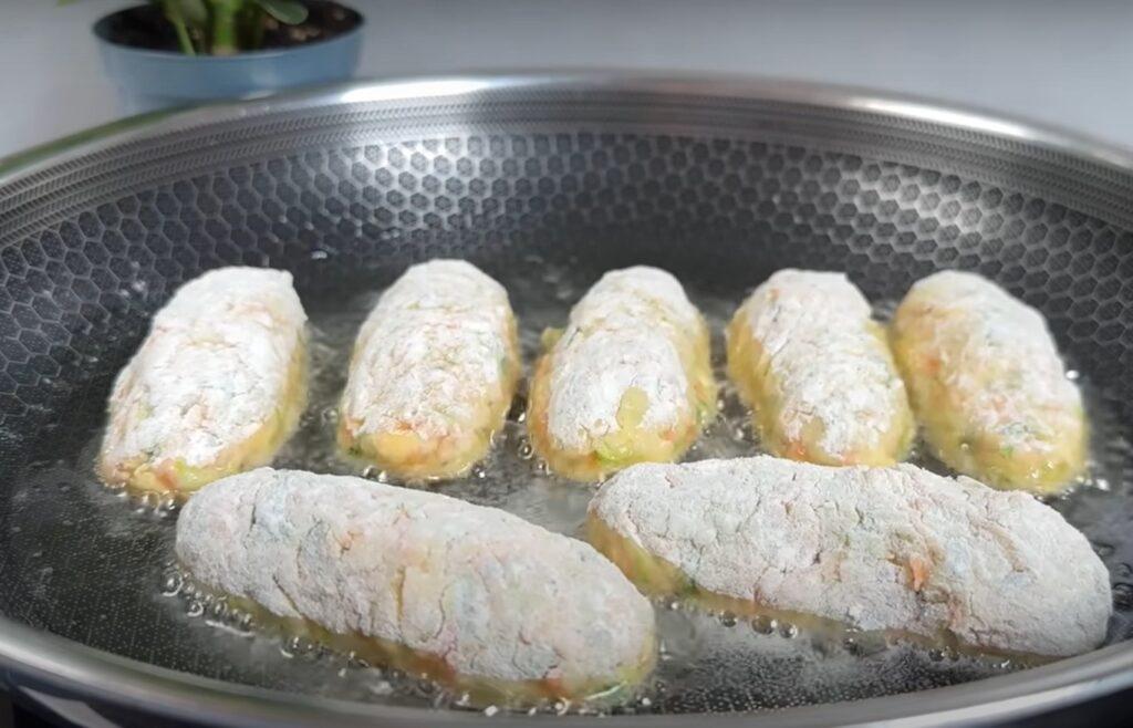 Рецепт знахідка: кабачки з вівсянкою смачніші за м'ясо. Ситна та корисна страва