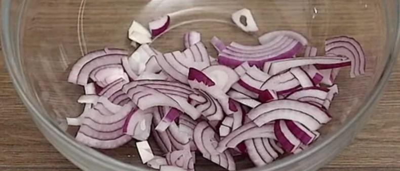 Легкий салат з кабачками. Спробувала якось, тепер улюблений рецепт