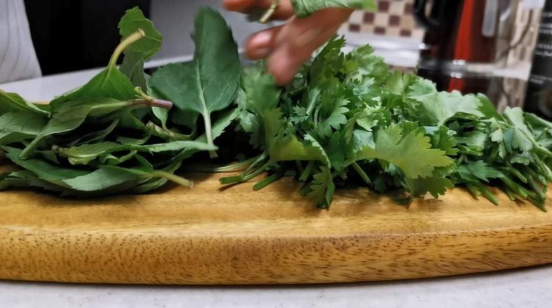 Підсіли на цей салат і їмо у будь-який час доби. Дуже смачно