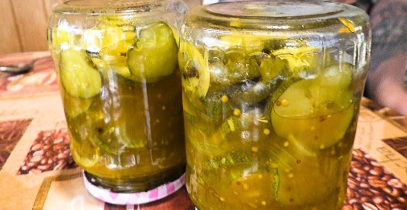 Мариновані огірки з діжонською гірчицею